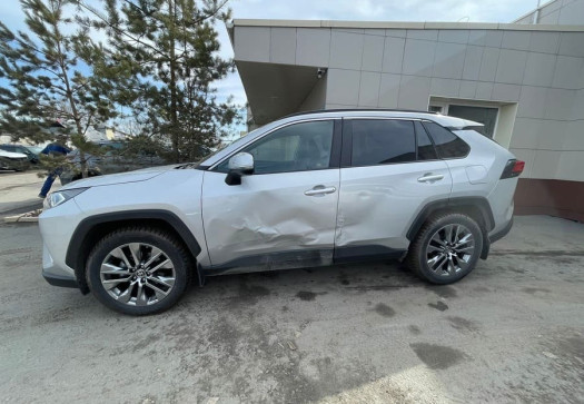 ДО Кузовной ремонт, замена дверей, покраска автомобиля