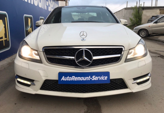 После Ремонт панели и выставление зазоров Mercedes-Benz