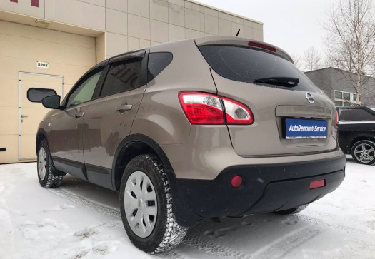 После Кузовной ремонт пола багажника Nissan