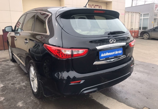 После Кузовной ремонт багажника infinity