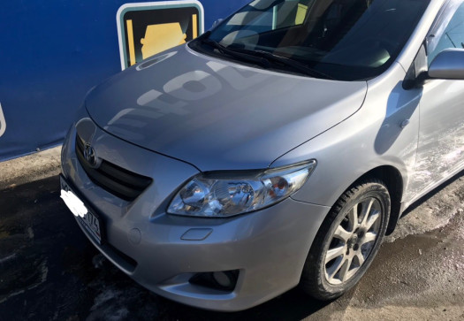После Восстановление окраса автомобиля Toyota
